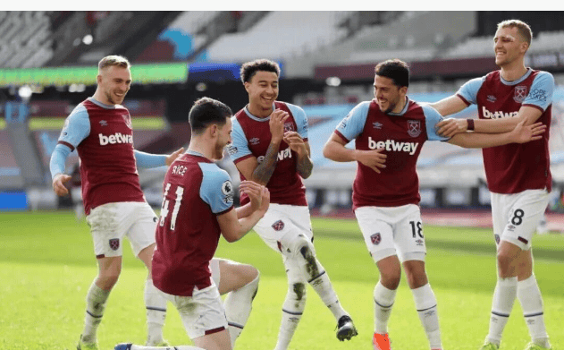 麻将中盘判断的关键点（麻将中盘形势研判要点）